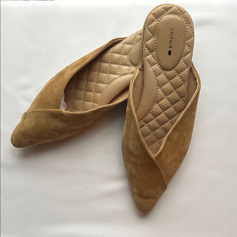 Birdies tan suede slipper/flat